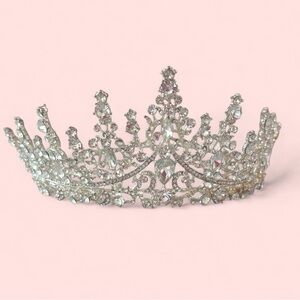 Silver Crystal Bridal Tiara Crown - Elegant Hair Accessory